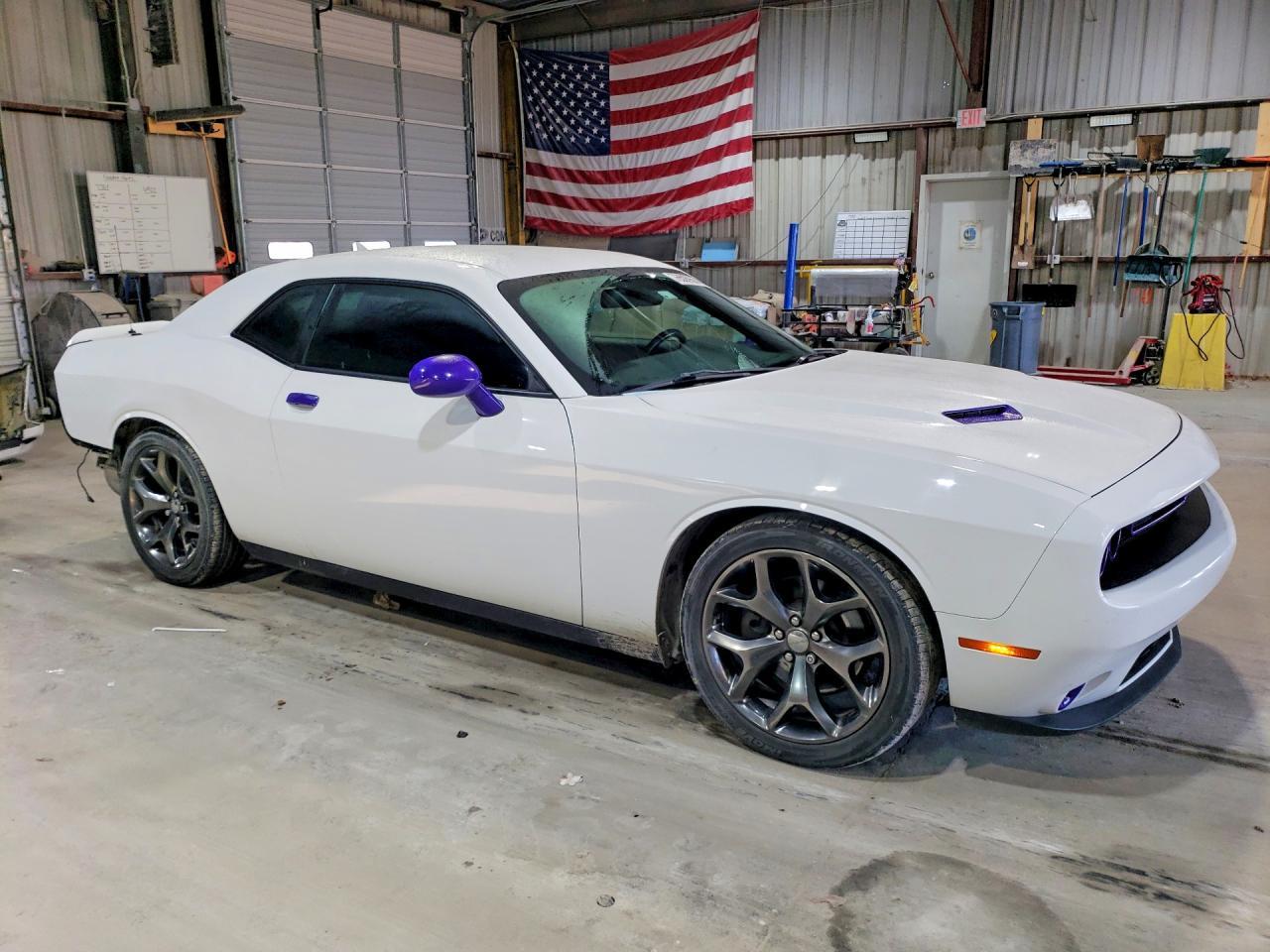 2016 Dodge Challenger sxt