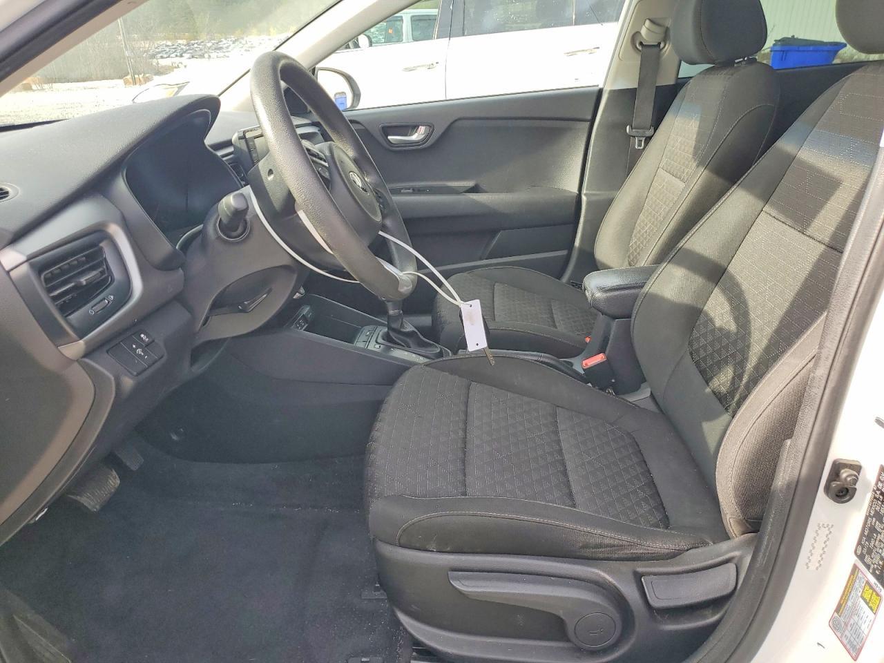 2019 KIA Rio s