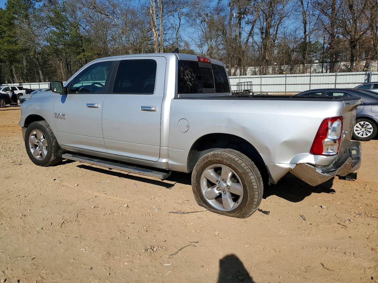 2016 Dodge Ram 1500 slt