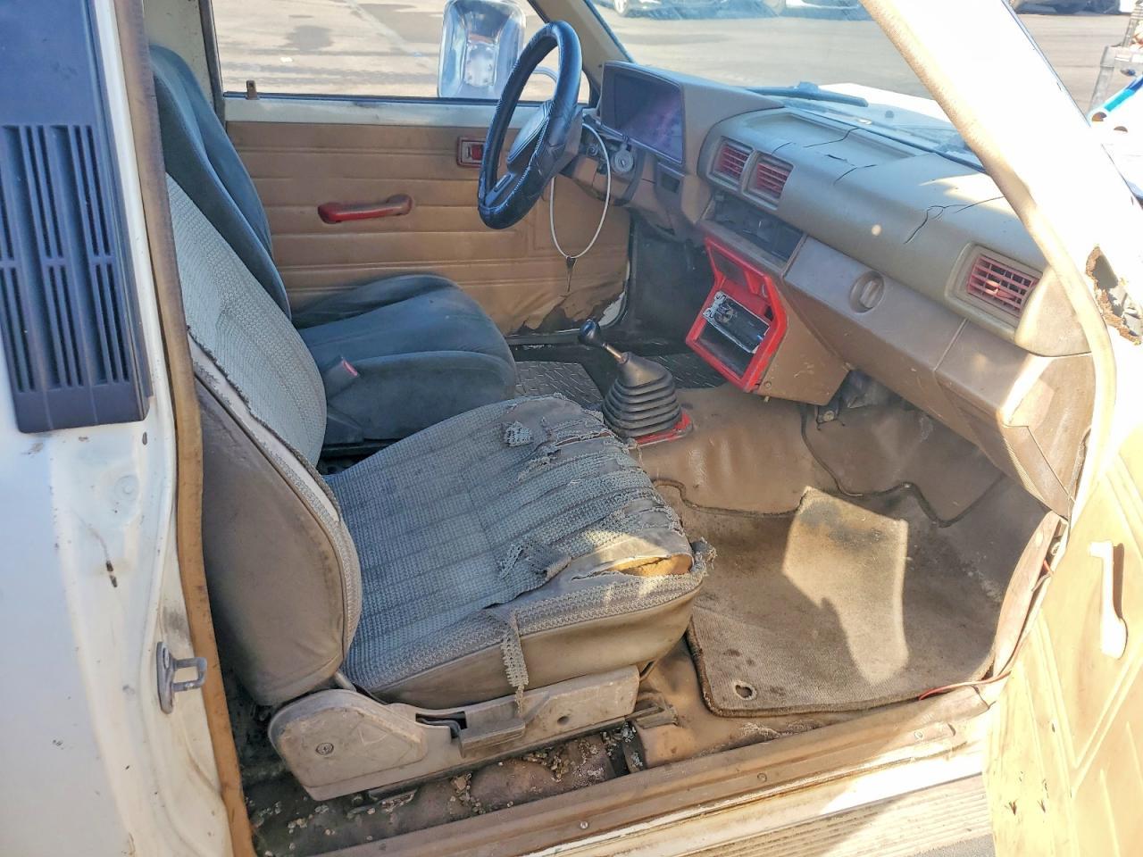 1988 Toyota Pickup Flatbed Truck