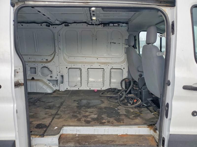 2018 Ford Transit T-250