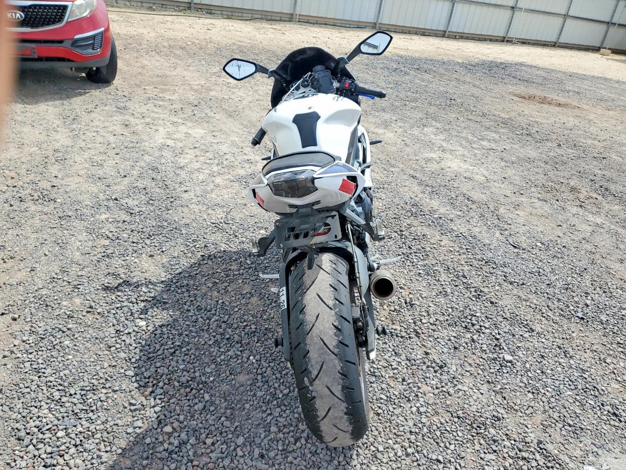 2013 Triumph Daytona 675