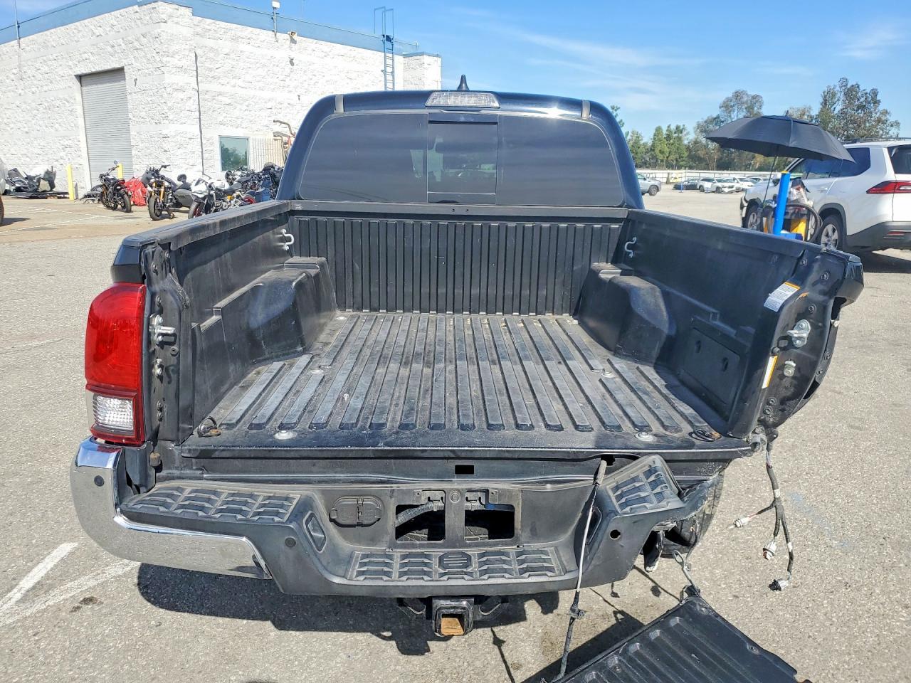 2022 Toyota Tacoma SR5 V6