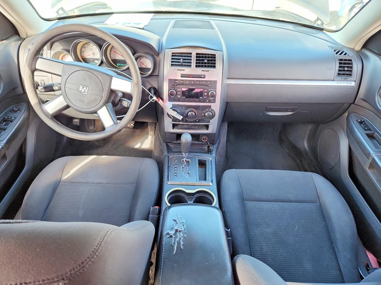 2010 Dodge Charger sxt