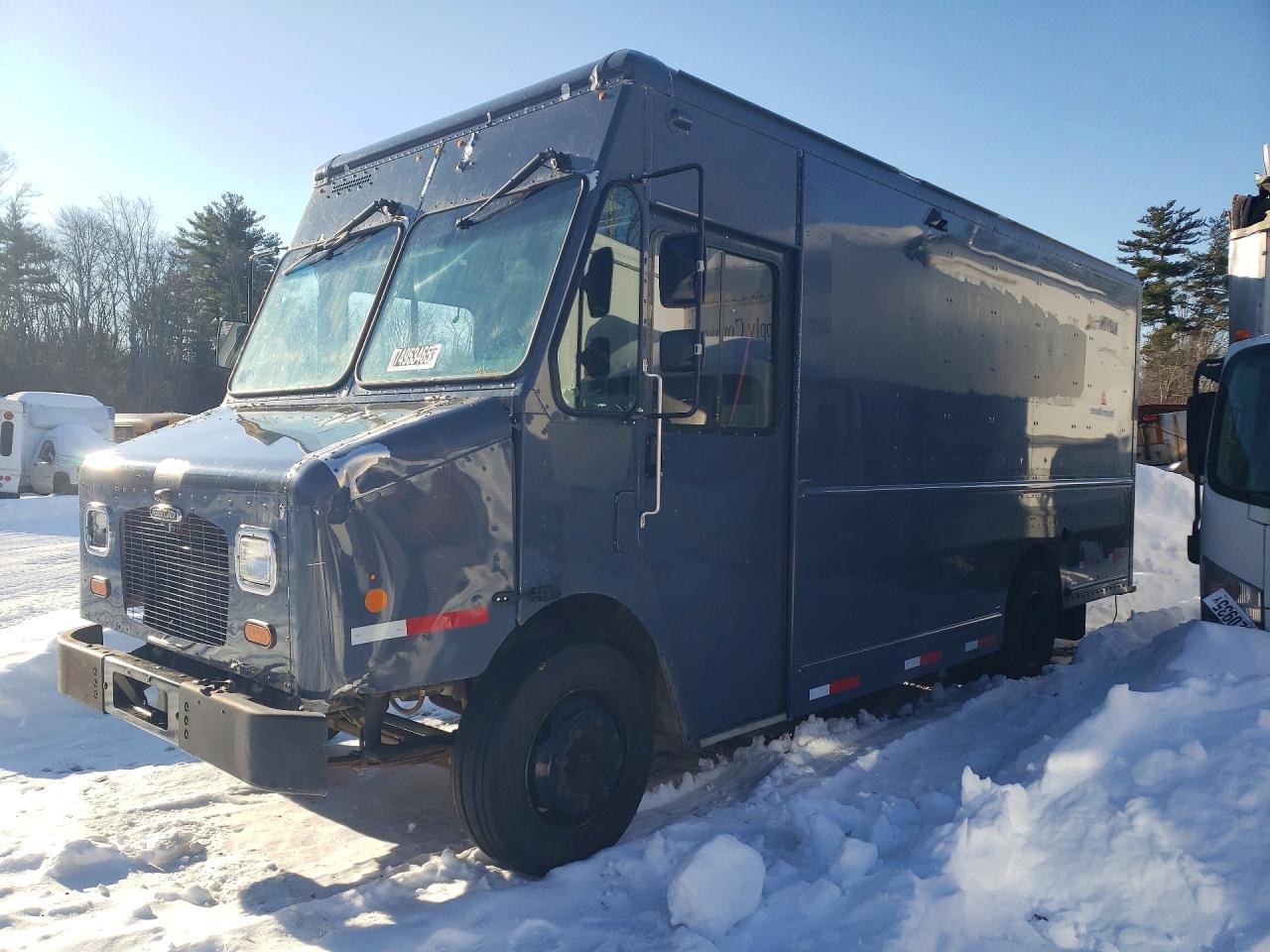 2020 Freightliner MT45 Chassis Delivery Truck