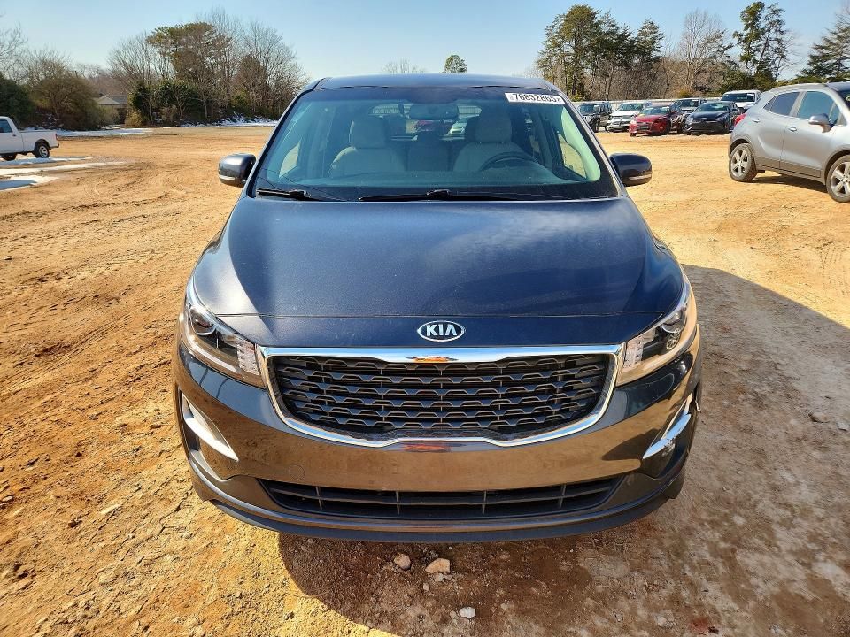 2019 KIA Sedona lx