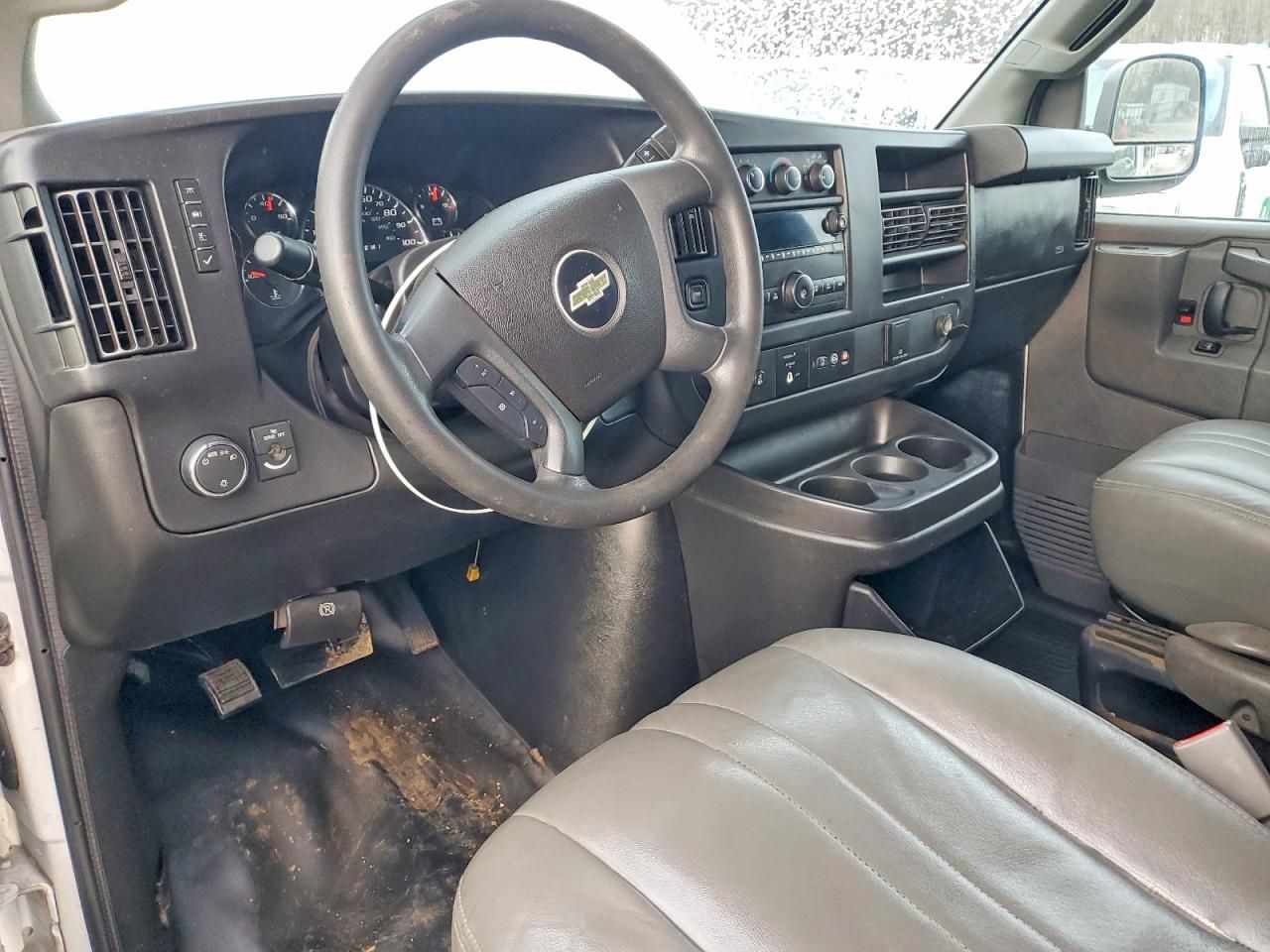 2017 Chevrolet Express G3500 LS