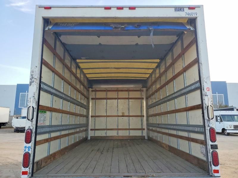 2017 Chevrolet 4500HD BOX Truck