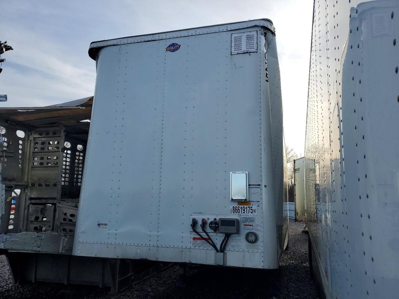 2025 Utility VS2DX DRY Van Trailer