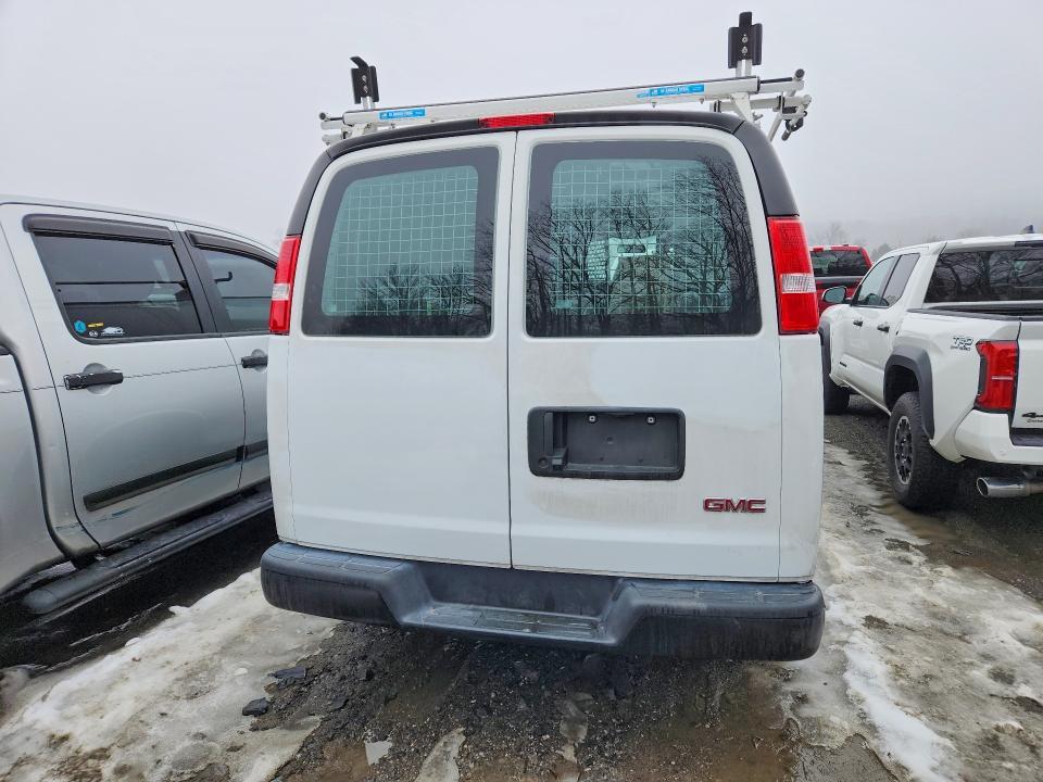 2025 GMC Savana G3500