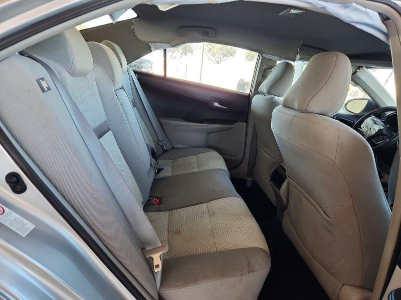 2014 Toyota Camry le