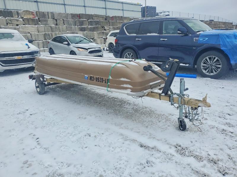 1998 Basstracker Classic TR