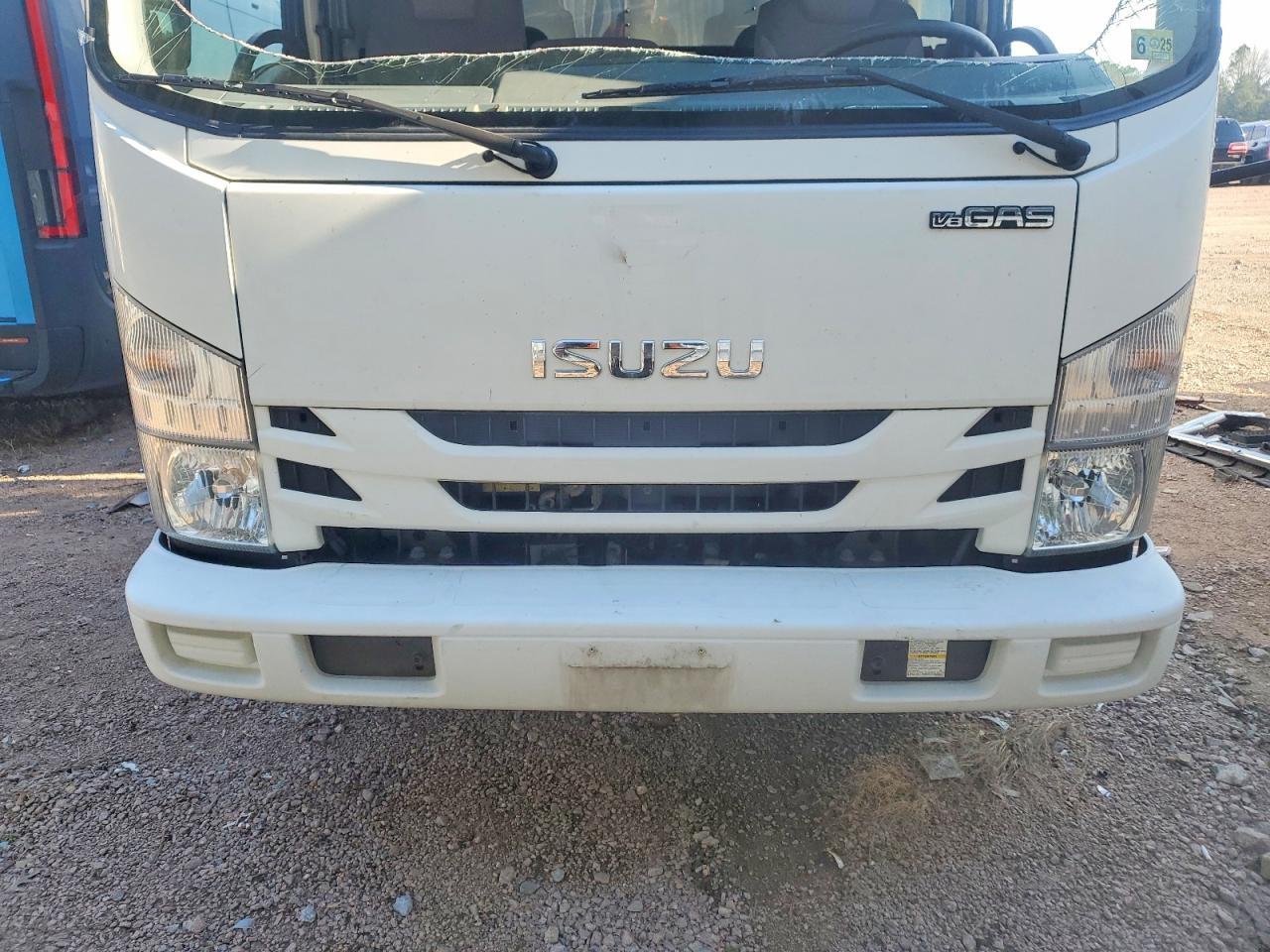 2018 Isuzu NPR HD BOX Truck