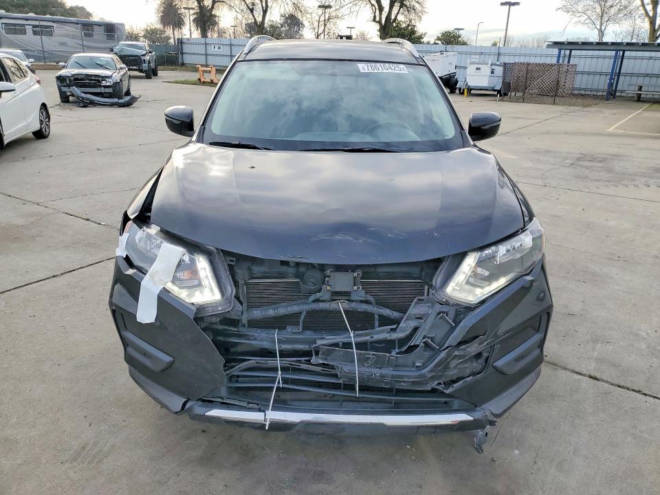 2018 Nissan Rogue s