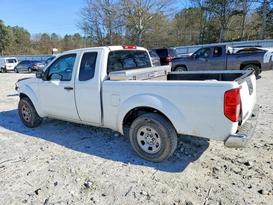 2015 Nissan Frontier s