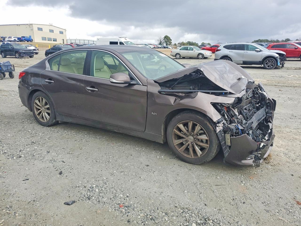 2016 Infiniti Q50 Premium