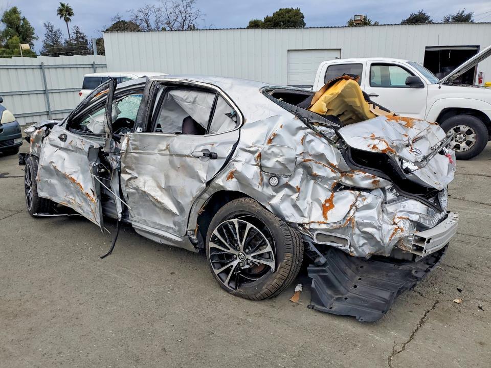2018 Toyota Camry se