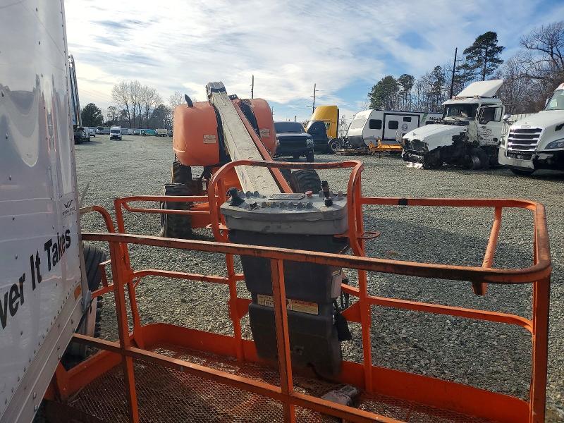 2002 JLG 600S Boom Lift