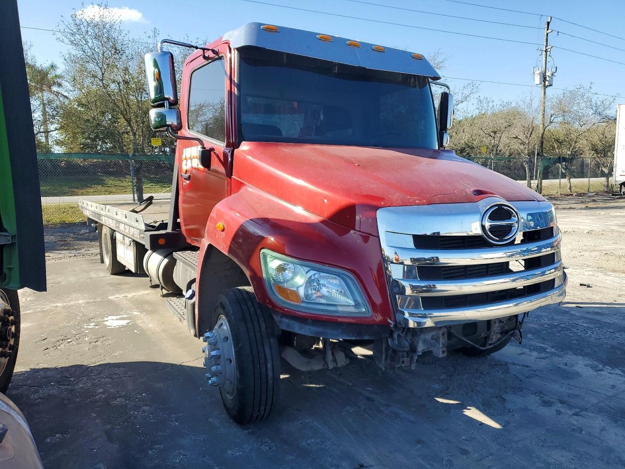 2013 Hino 258 268