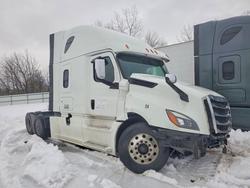 Salvage trucks for sale at Central Square, NY auction: 2020 Freigliner 2020 Freightliner Cascadia 125 Semi Truck