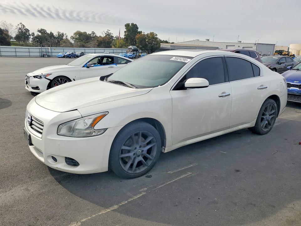2014 Nissan Maxima