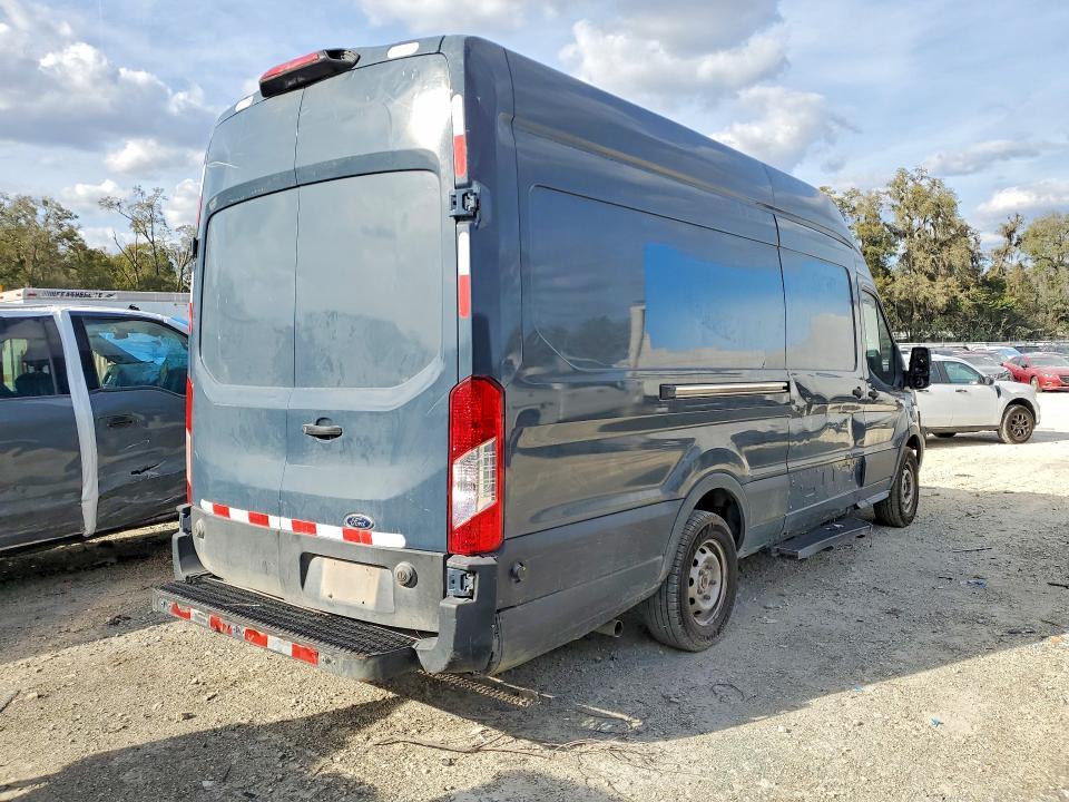 2020 Ford Transit T-250