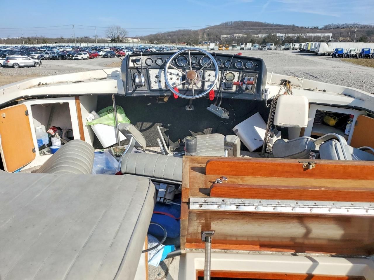 1997 Carver Yachts 29FT Yacht