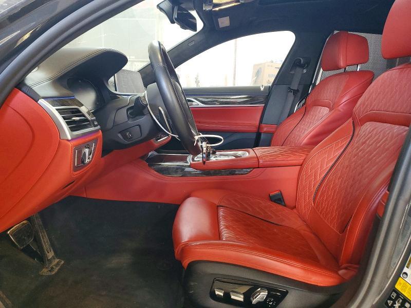 2021 BMW 750 xi