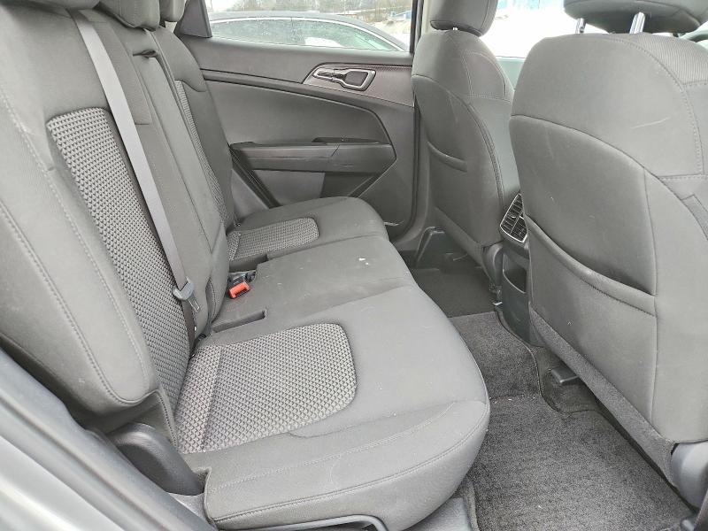 2025 KIA Sportage lx