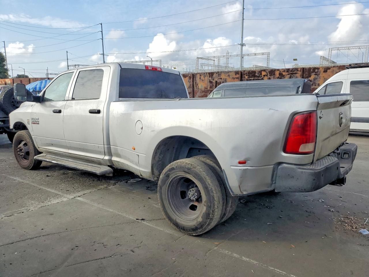 2013 Dodge RAM 3500 ST