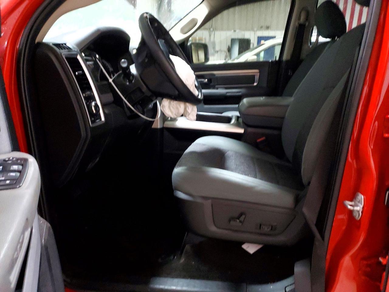2018 Dodge RAM 1500 SLT