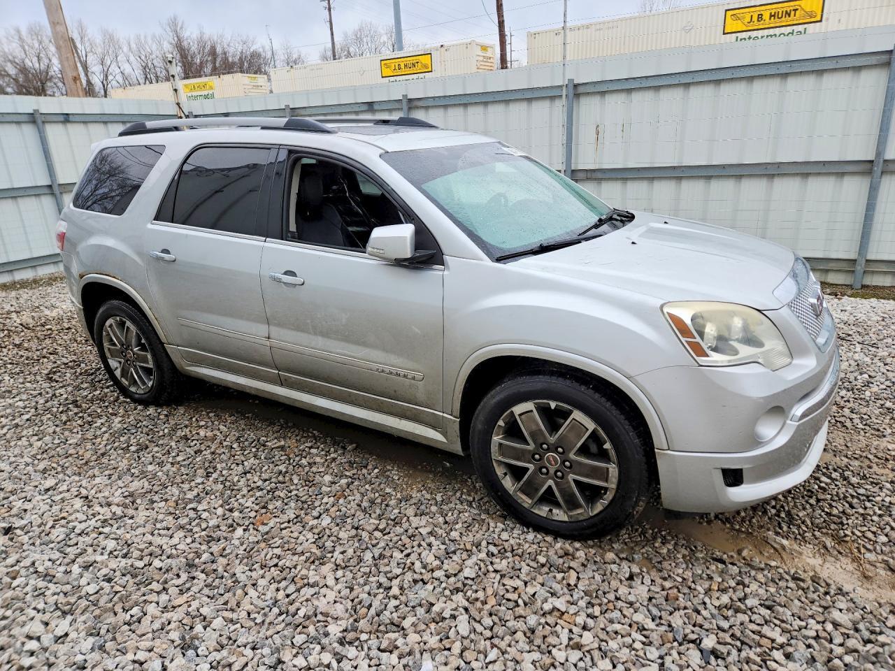 2011 GMC Acadia Denali
