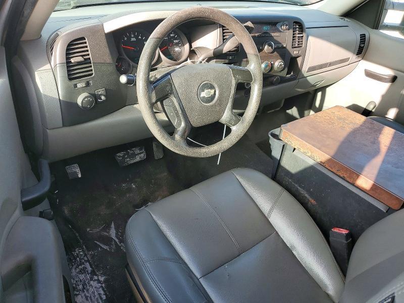 2013 Chev 1500 4X2 / Pickup