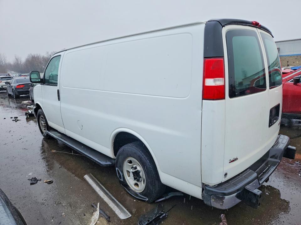 2017 GMC Savana G2500