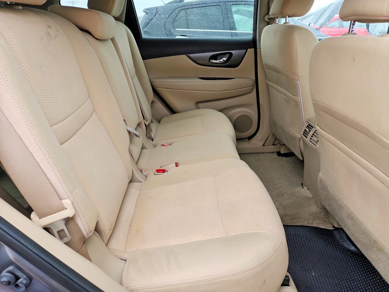 2015 Nissan Rogue s