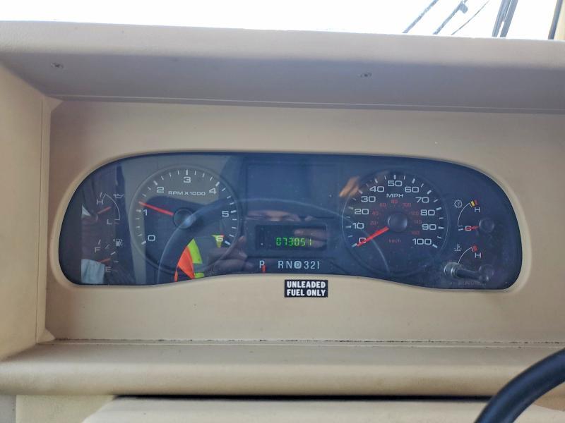 2006 Winnebago Sightseer 30B