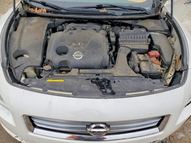 2012 Nissan Maxima s