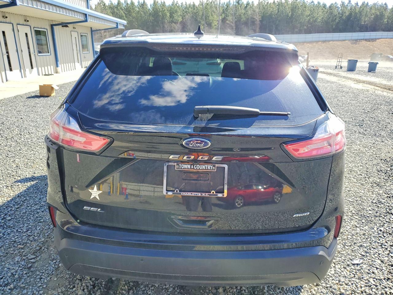 2022 Ford Edge