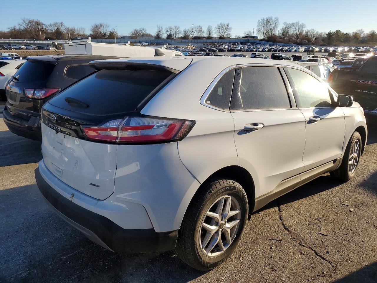 2024 Ford Edge sel