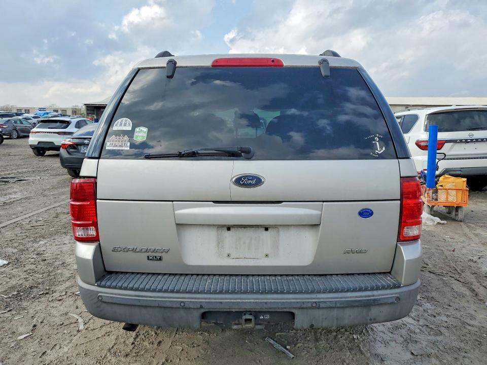 2003 Ford Explorer xlt