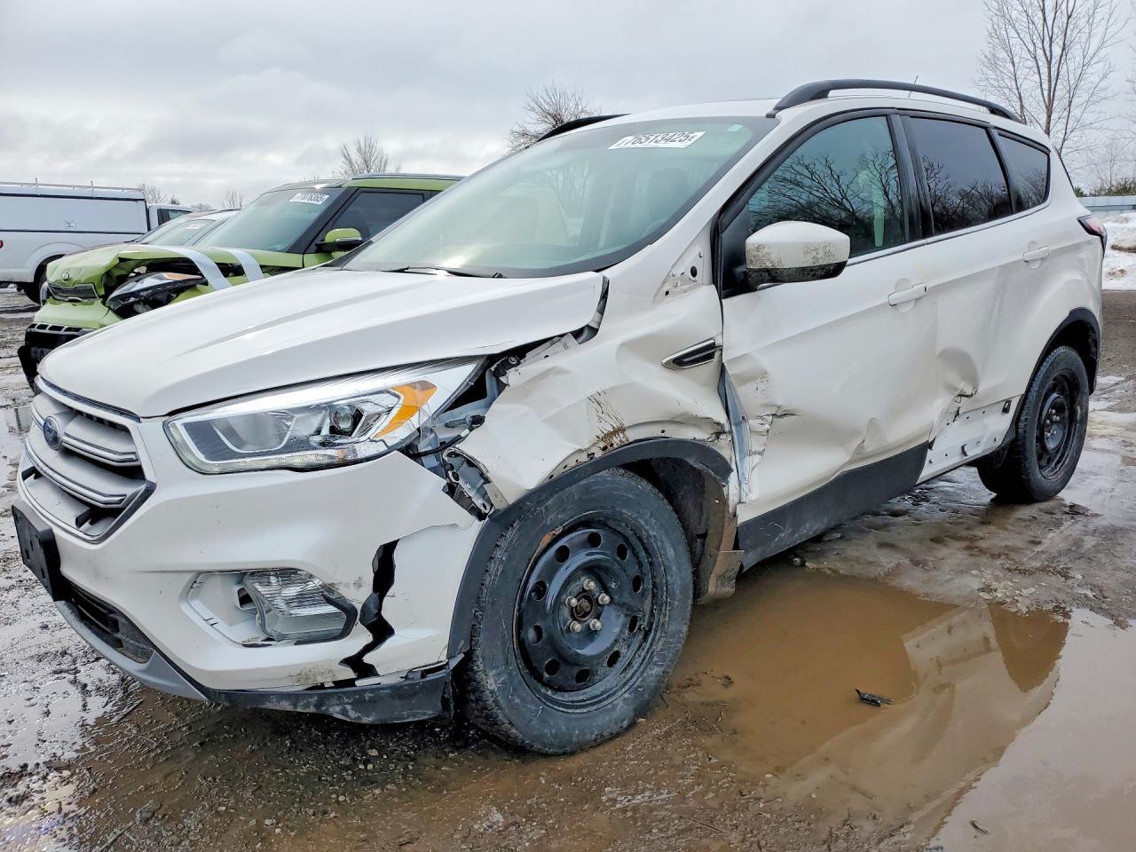 2018 Ford Escape sel