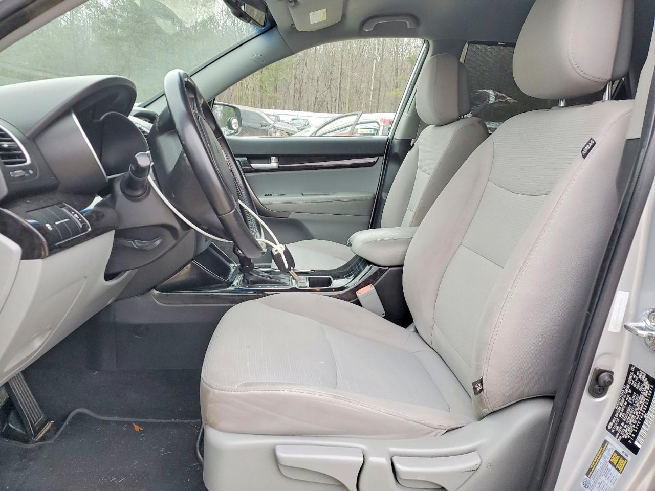 2014 KIA Sorento lx