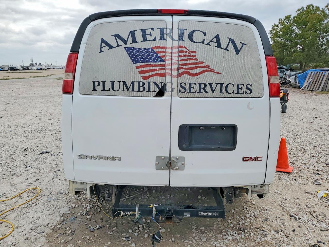 2017 GMC Savana Cargo 2500 13