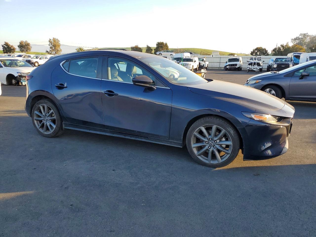 2019 Mazda 3 Preferred