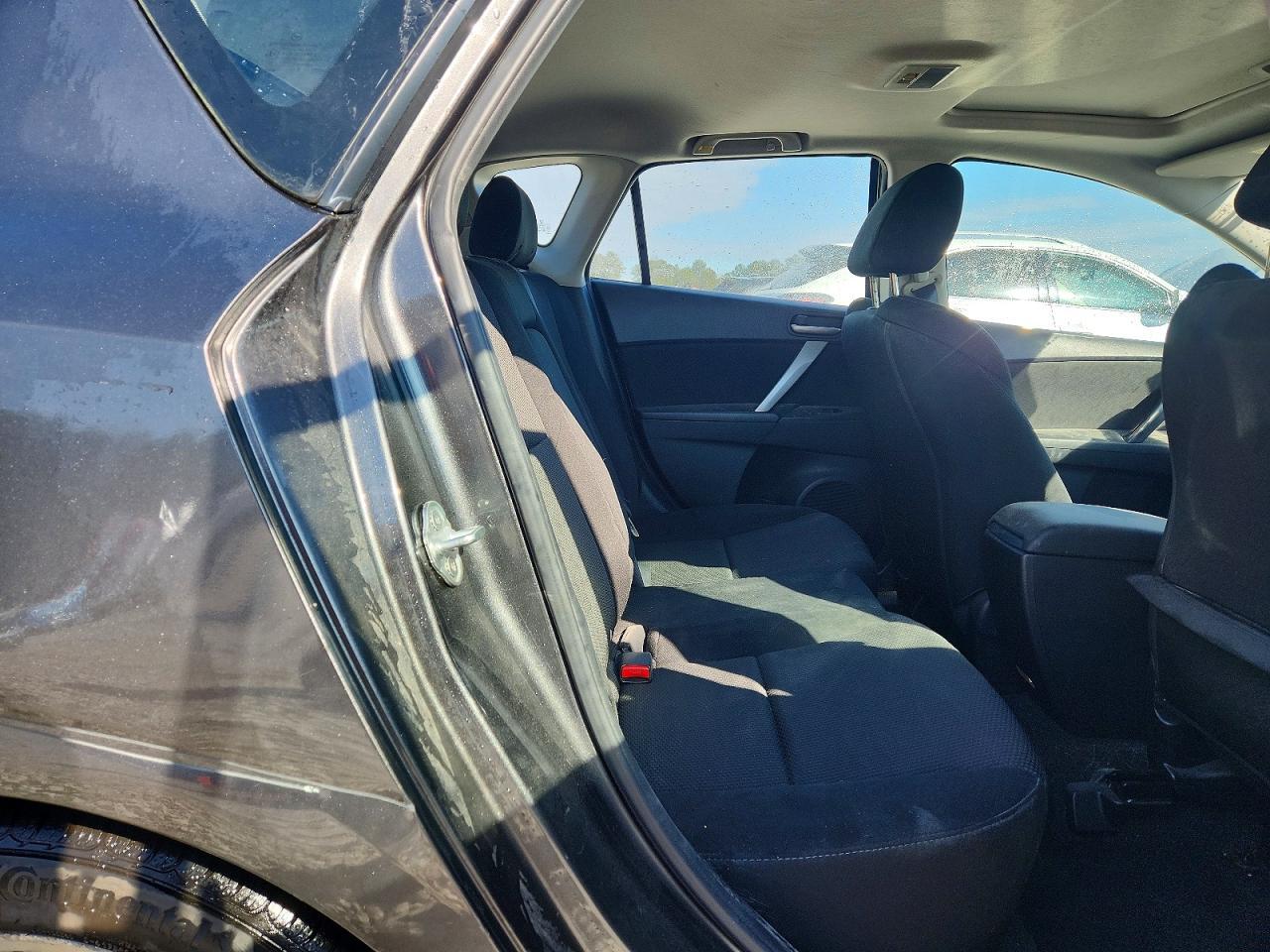 2012 Mazda 3 S