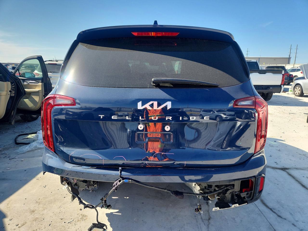 2025 KIA Telluride s
