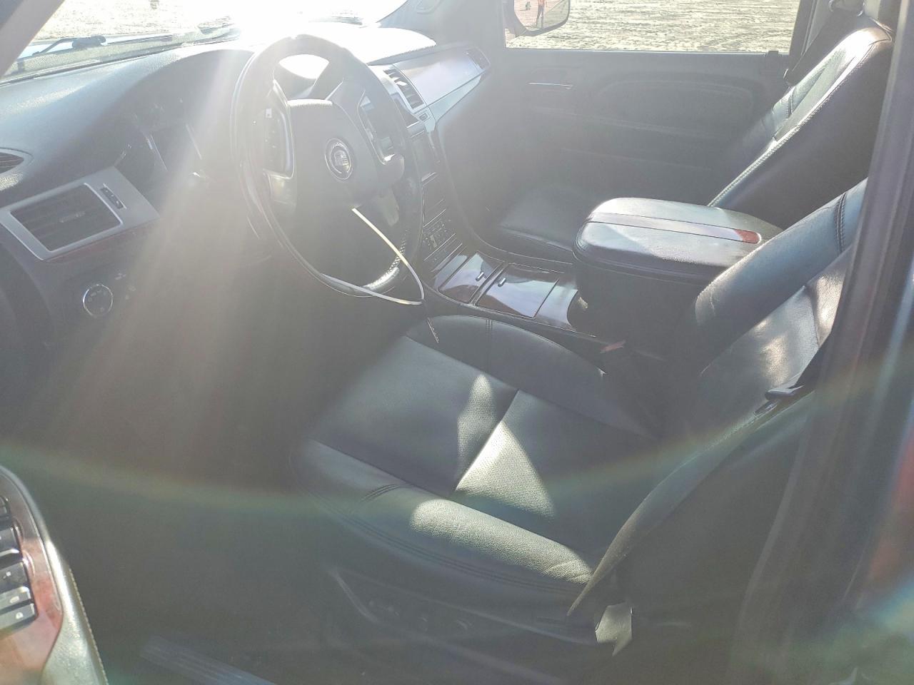 2008 Cadillac Escalade Luxury