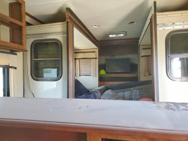 2015 Grandesign 2015 Grand Design Solitude Camper