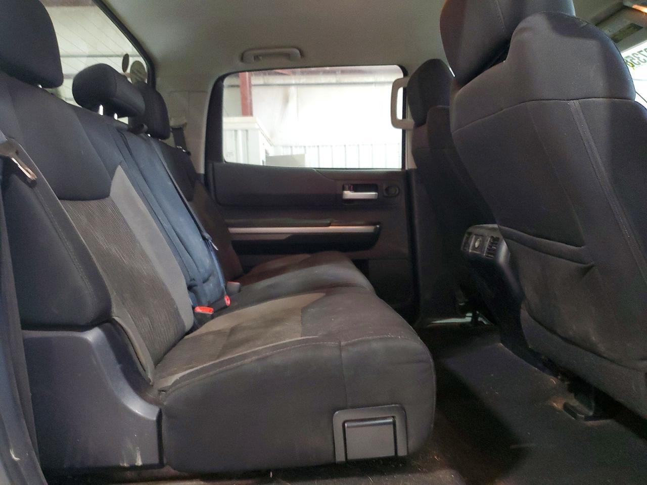 2014 Toyota Tundra Crewmax SR5