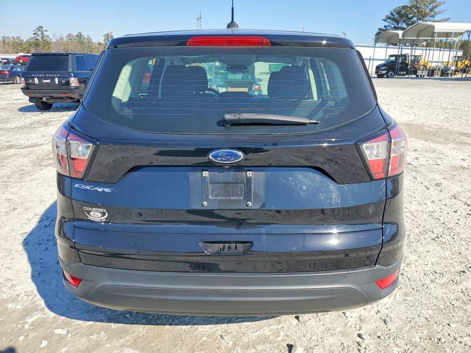2018 Ford Escape s